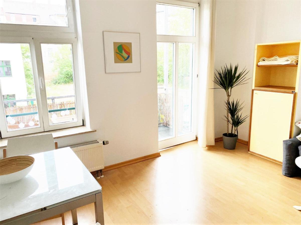 Schoene, Ruhige Zweiraumwohnung Im Angesagten Altlindenau Lipsk Zewnętrze zdjęcie